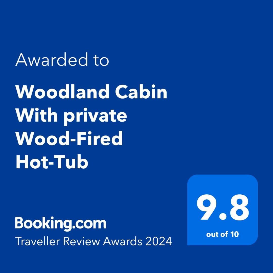 Woodland Cabin With Private Wood-Fired Hot-Tub Βίλα Farnham  Εξωτερικό φωτογραφία